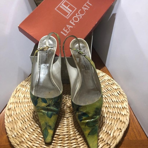 Lea Foscati Floral Slingbacks! - Picture 1 of 4